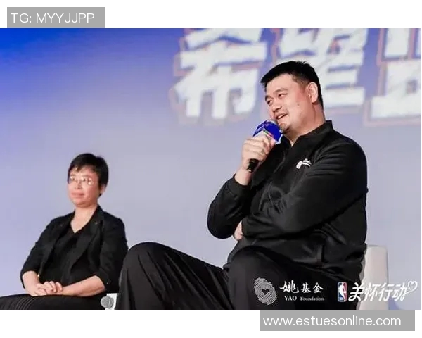 姚明如何在繁忙的职业生涯中平衡家庭生活与孩子的成长教育